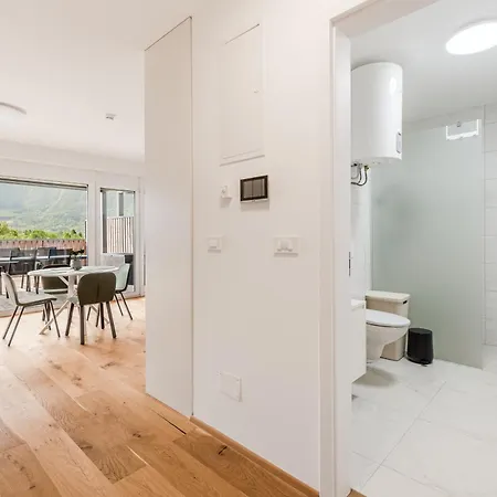 Apartment Sky 24 *